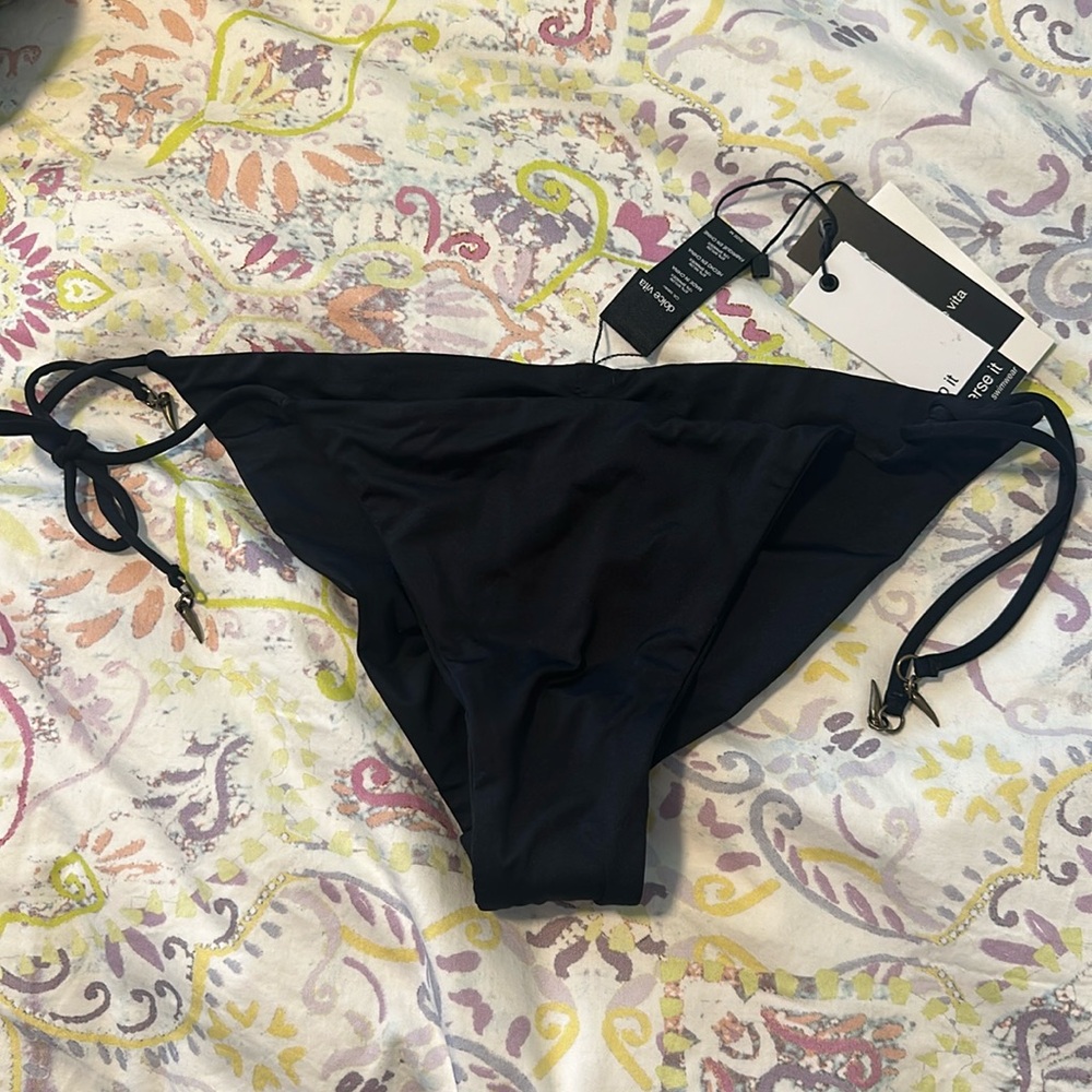 Dolce Vita String Bikini bottoms NWT Size M